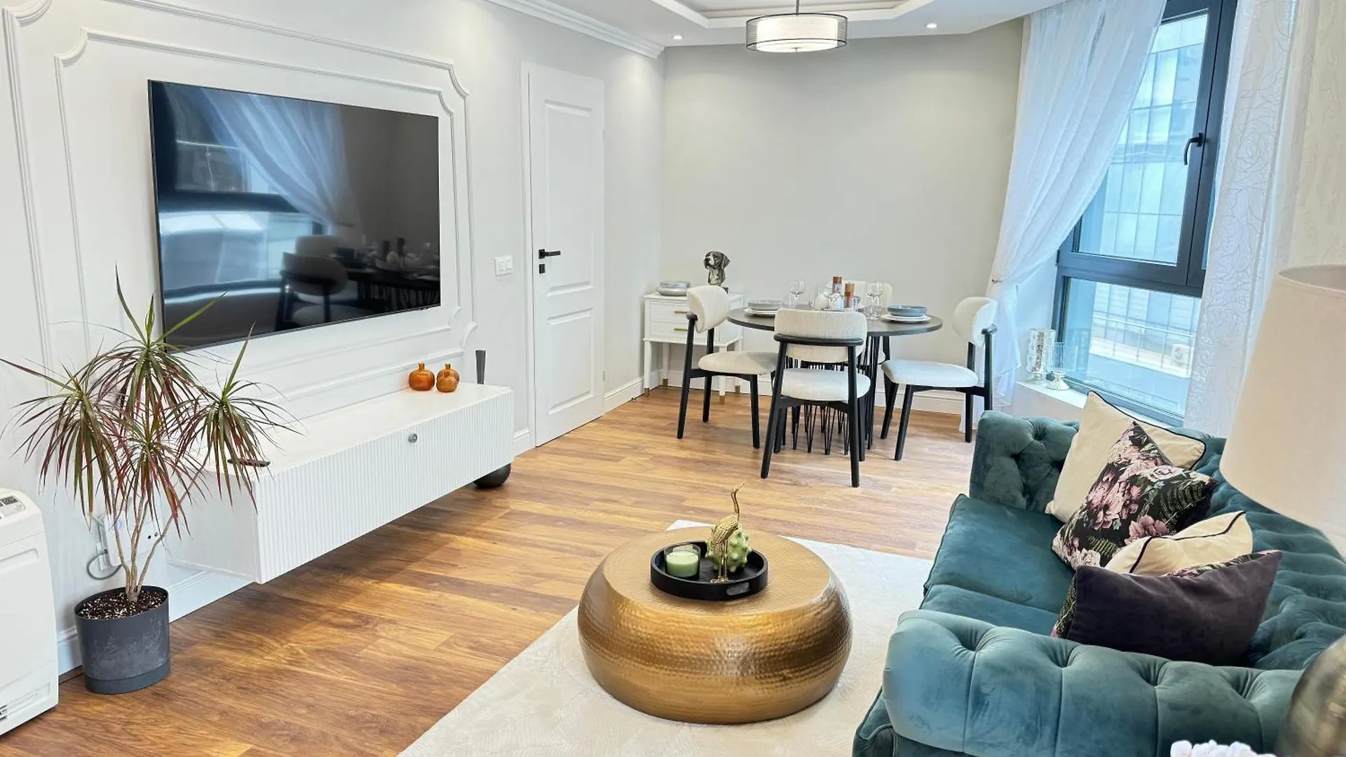 Anabel Home location